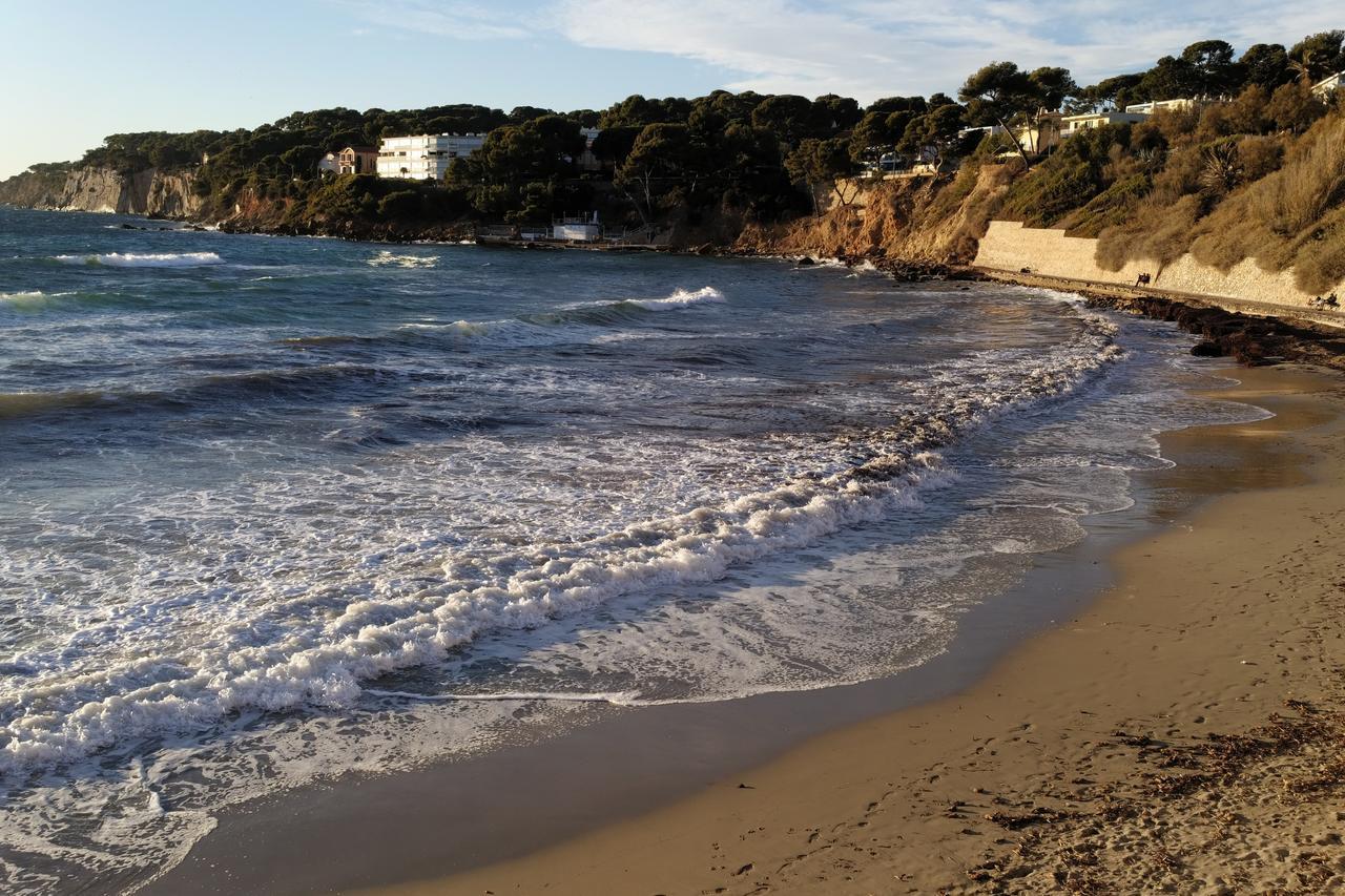 Hotel L'Atmosphere Sanary-sur-Mer Buitenkant foto